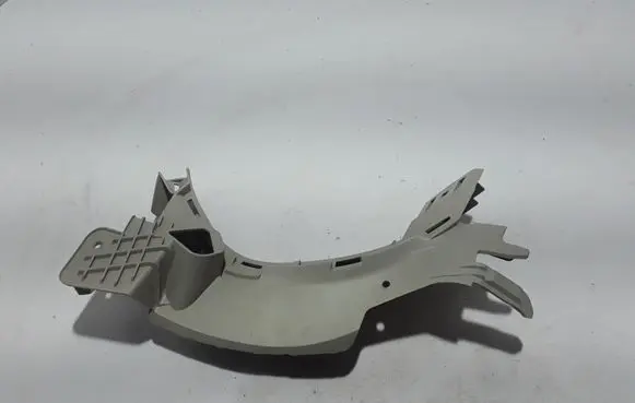 Chrysler Pacifica Tailgate/trunk side cover trim 5SB94PD2AG