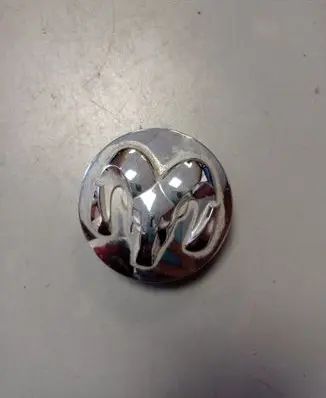 Dodge VAN RAM Original wheel cap 1LB72TRMAB