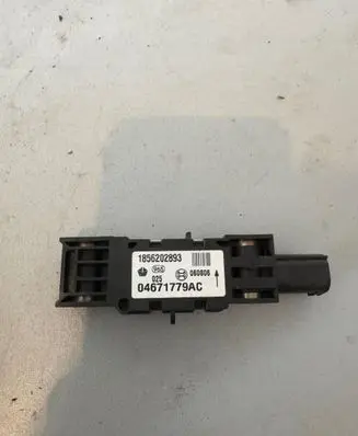 Chrysler 300 - 300C Airbag deployment crash/impact sensor 04671779AC 060806 1856202893