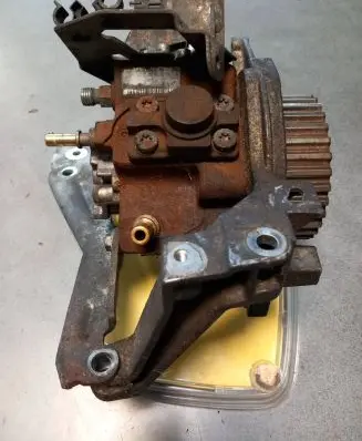Ford Focus Fuel injection high pressure pump 9656300380 0445010102