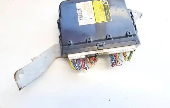 Toyota Land Cruiser (J100) ABS control unit/module 8954060330 89540-60330