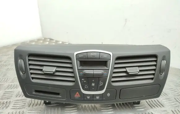 Renault Laguna III Climate control unit
