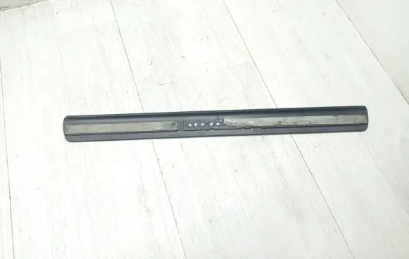 Volvo V70 Front sill trim cover 8659960