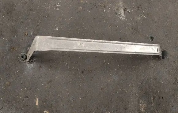 BMW X5 E53 Fuel tank mounting bracket