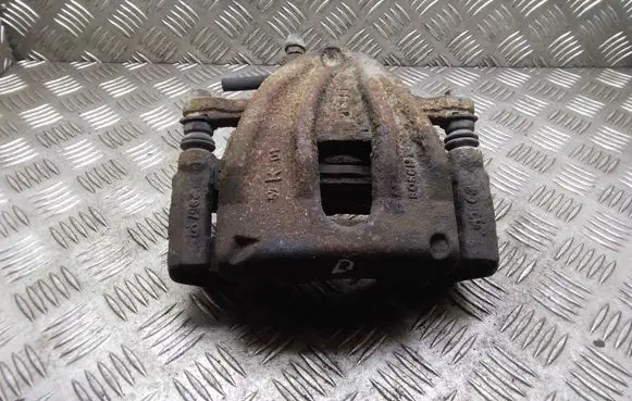 Toyota Corolla Verso AR10 Front brake caliper