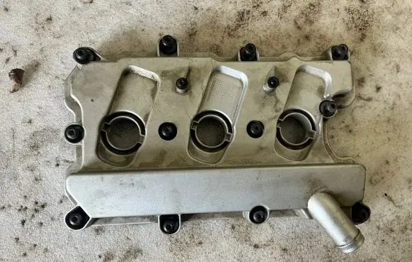 Audi Q5 SQ5 Rocker cam cover 06E103472 06E103472N