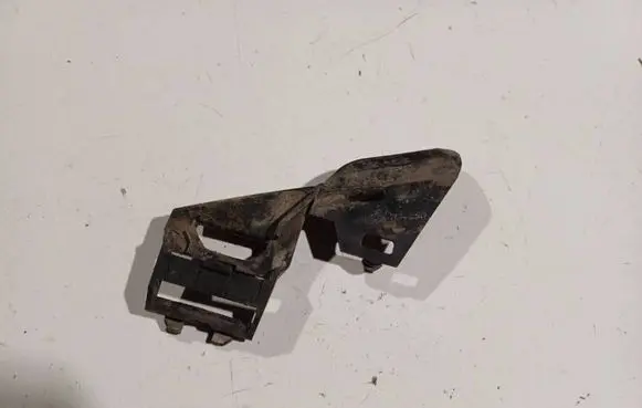 Volvo S40 Headlight/headlamp mounting bracket 30678261