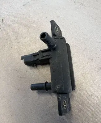 Peugeot 607 Fuel pressure sensor 