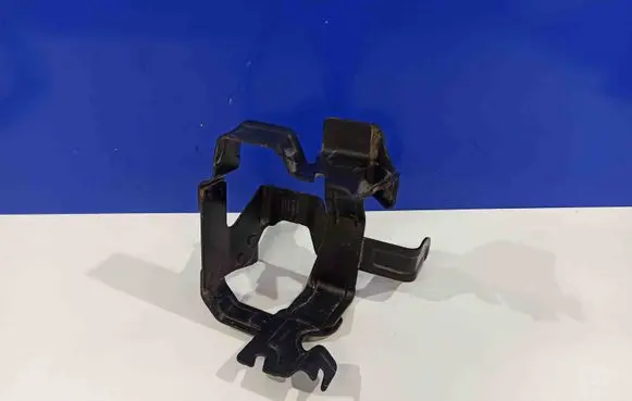 Volvo S60 Power steering pump mounting bracket 31429295 31329016