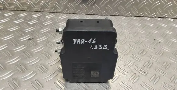 Toyota Yaris ABS Pump 445400D130 895410D330