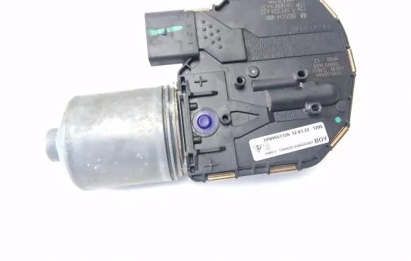 Volkswagen Touareg II Wiper motor 7P09551120