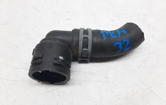 Volkswagen PASSAT B6 Engine coolant pipe/hose 1K0122291J