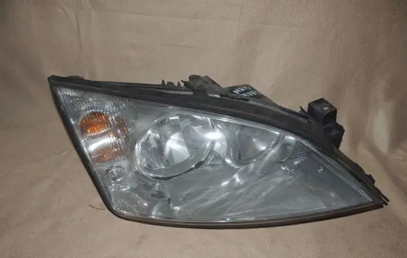 Ford Mondeo Mk III Headlight/headlamp