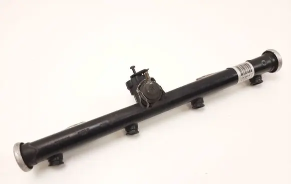 Hummer H2 Fuel main line pipe 17201017 9510173045 25166925