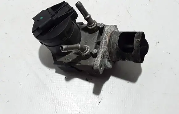 BMW 5 GT F07 EGR valve 781067102