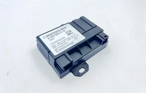 Mercedes-Benz E W212 Fuel injection pump control unit/module A0009003101 A2C53406807 A0009014000