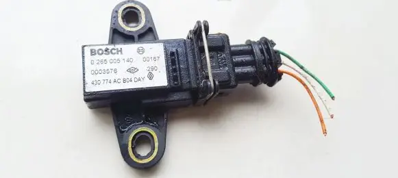 Renault Scenic I Airbag deployment crash/impact sensor 0265005140 0003576
