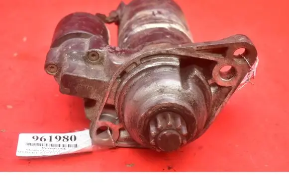 Skoda Octavia Mk2 (1Z) Starter motor 1005831311