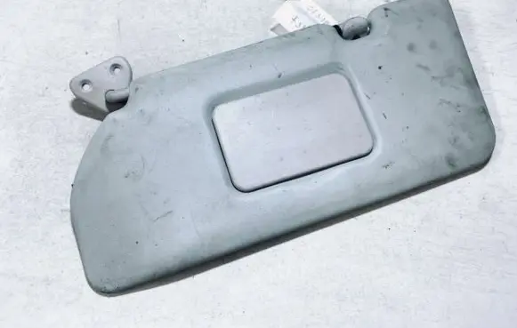 Nissan Almera Tino Sun visor