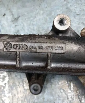 Volkswagen Polo Slide rail for timing chain 046109479B