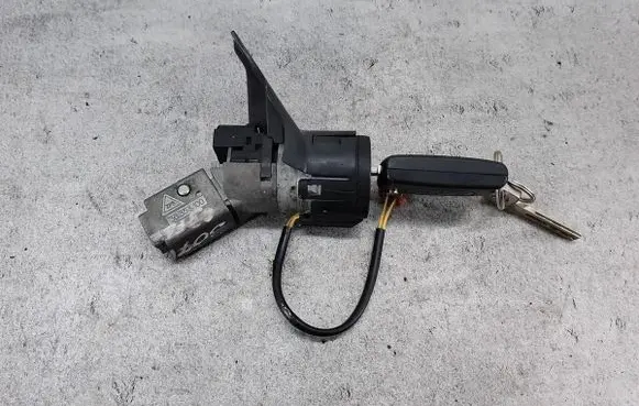 Peugeot 207 Ignition lock 36.353.100