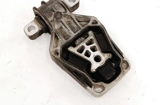 Mercedes-Benz GLA W156 X156 Engine mount bracket A2462401209