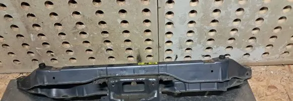 Top upper radiator support slam panel