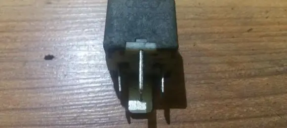 Audi A4 S4 B5 8D Other relay 443951253J 899511