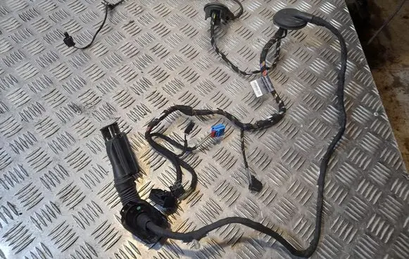 Audi A3 S3 8V Front door wiring loom 8V4971029C