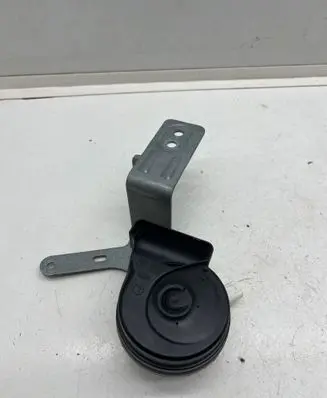 Renault Captur II Horn signal 256108596R 1734K04