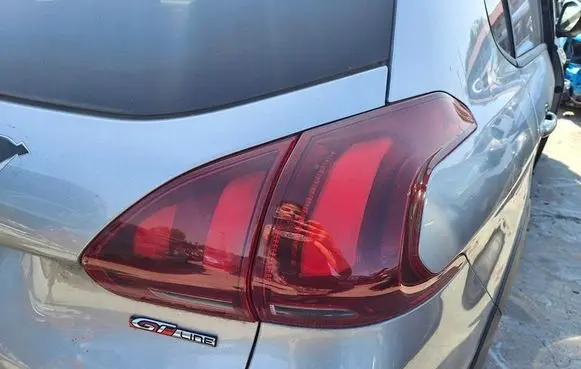 Peugeot 2008 I Rear/tail lights set 