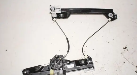 BMW X2 F39 Front door electric window regulator 7420391