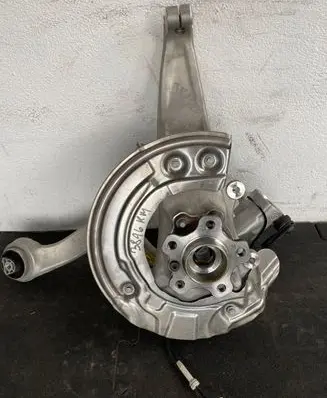 BMW 5 G30 G31 Front wheel hub spindle knuckle