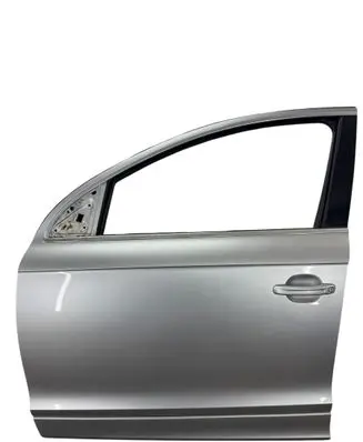 Audi Q7 4L Front door 