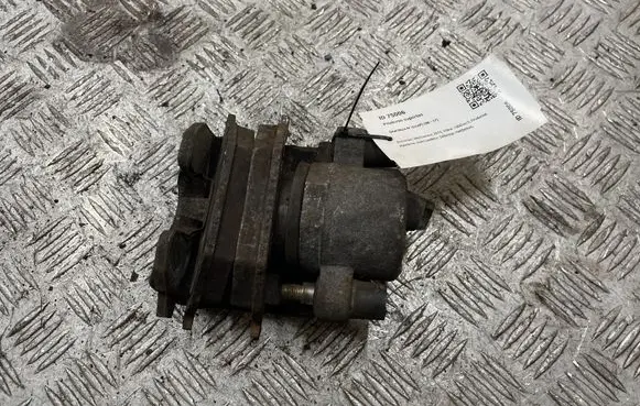 Seat Ibiza IV (6J,6P) Front brake caliper