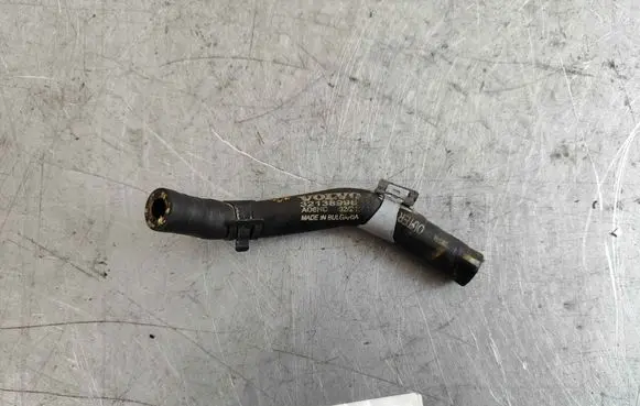 Volvo XC60 Engine coolant pipe/hose 32138998