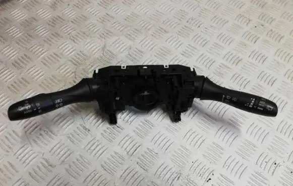 Nissan Pulsar Wiper turn signal indicator stalk/switch 15416SD2