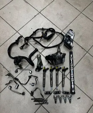 BMW 5 E60 E61 Fuel injection system set 7807495 7797877 0445010510