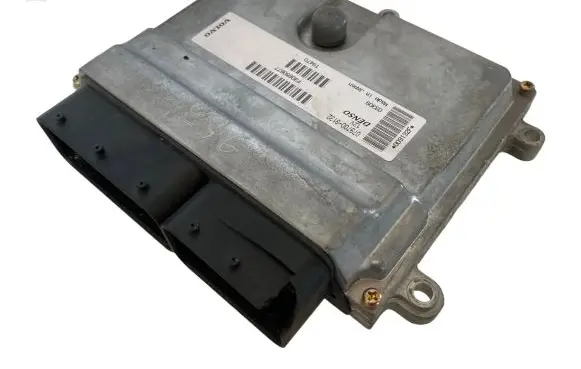 Volvo S40, V40 Engine control unit/module 0797009132 P30650677 T9470