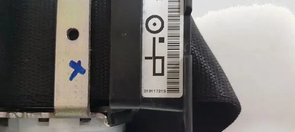 BMW 3 E90 E91 Front seatbelt 33059848C S19117219