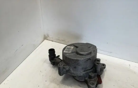 Renault Laguna III Vacuum pump 683981