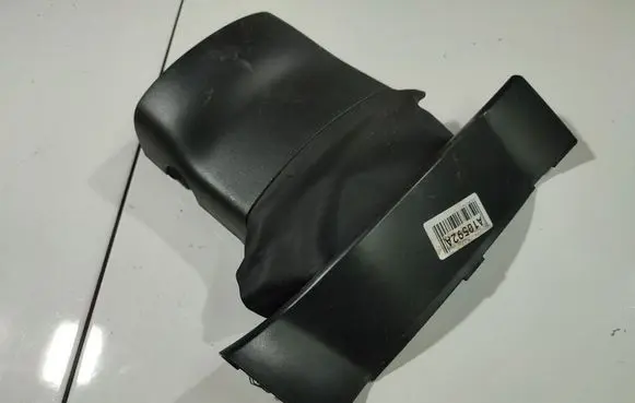 Skoda Octavia Mk2 (1Z) Steering wheel column trim 3T0858565