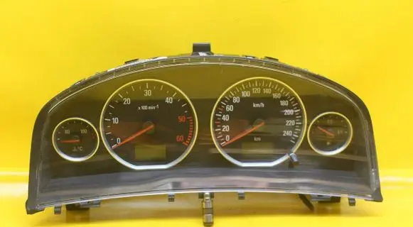 Opel Vectra C Speedometer (instrument cluster) 13165960MG
