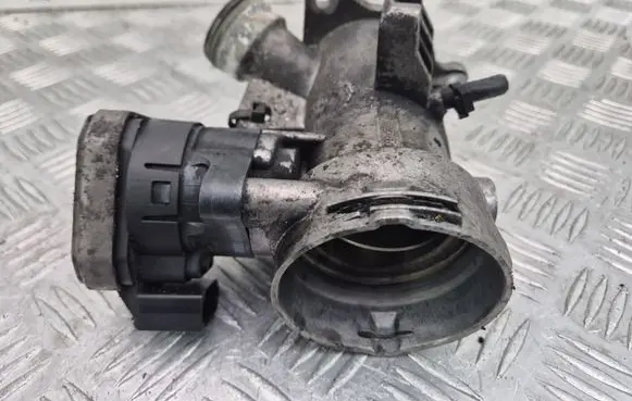 Mercedes-Benz C W203 Throttle valve A6460900154 00005320C1 AC1040850137