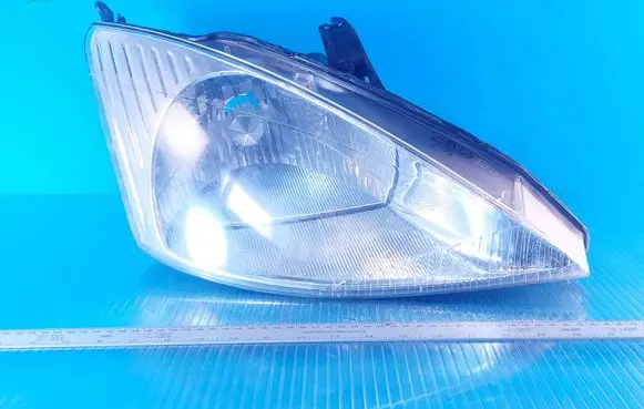 Ford Focus Headlight/headlamp YS4X13005