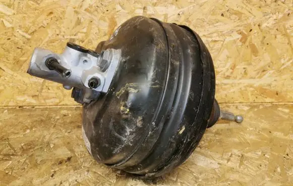 Audi A4 S4 B7 8E 8H Brake booster 8E0612105P 138R