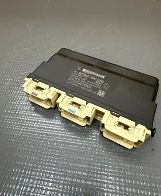 Mercedes-Benz E W212 Parking PDC control unit/module A2139002713 A2139014900 A2139023908
