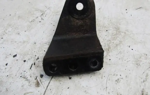 Hyundai i20 (GB IB) Engine mount bracket