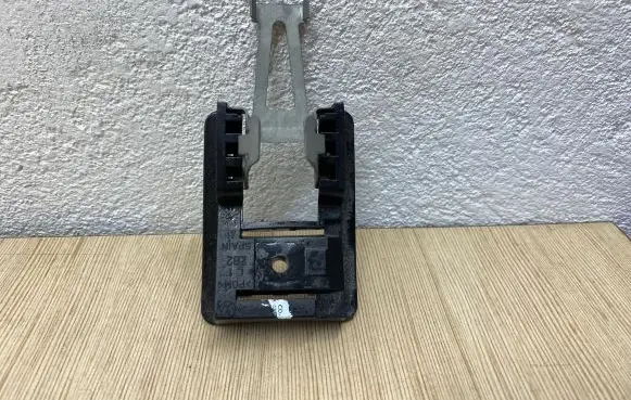 Volkswagen PASSAT B6 Sun visor clip/hook/bracket 1K0858274A