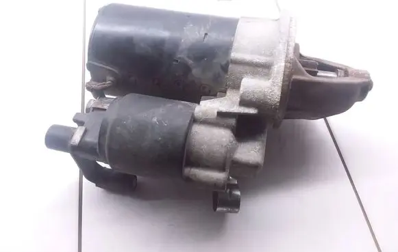 Mercedes-Benz CLK A208 C208 Starter motor 0051510601 0001107072